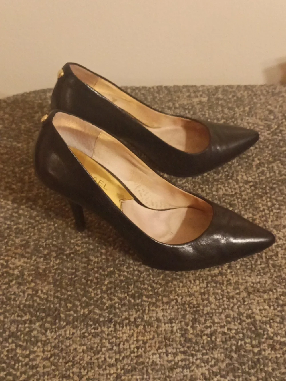 Michael Kors Classic Black Pointed-Toe Women's Alina Flex Pumps Size 6.5